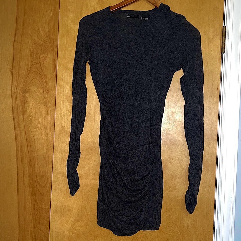 Moda international long sleeve bodycon dress